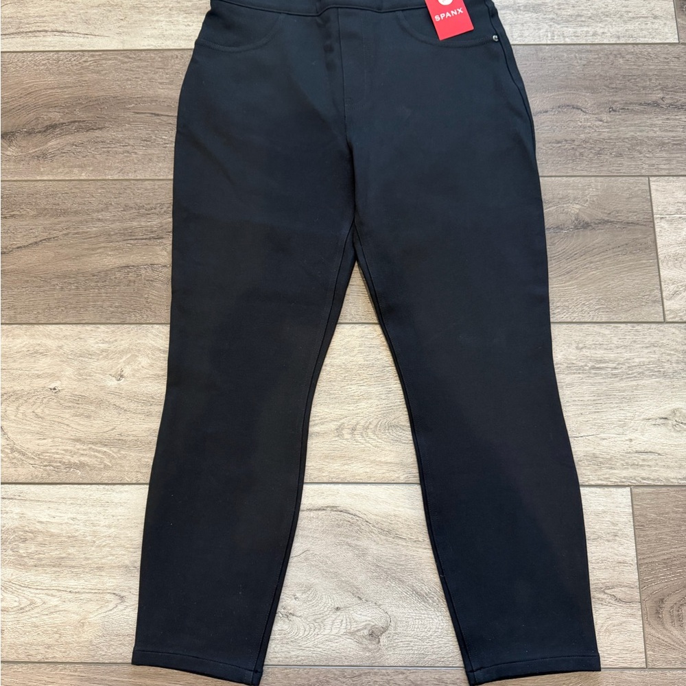 SPANX Petite pbp, ankle- 4 pocket Classic Black Pants